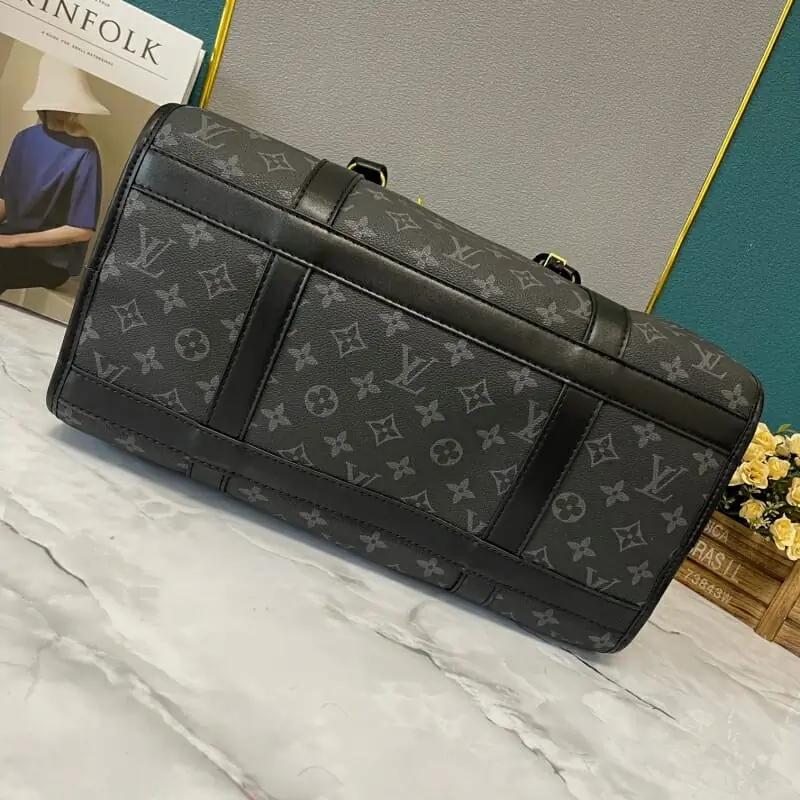 louis vuitton sac de voyage pour pets s_115a6114